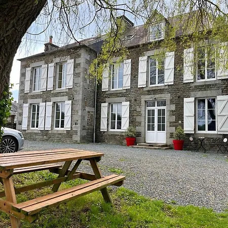 La Maison Des Amis En Normandie Апарт-отель Pontfarcy