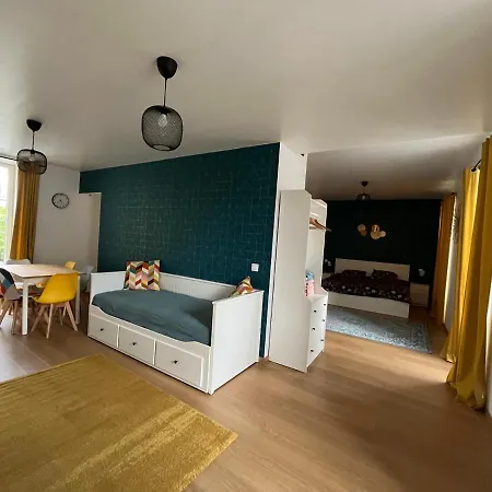 La Maison Des Amis En Normandie 3*