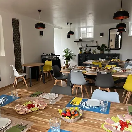 La Maison Des Amis En Normandie Pontfarcy