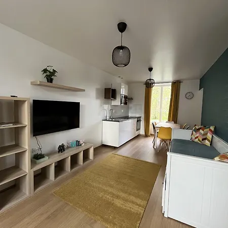 شقة فندقية La Maison Des Amis En Normandie 3*