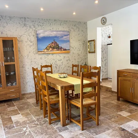La Maison Des Amis En Normandie 3* Pontfarcy