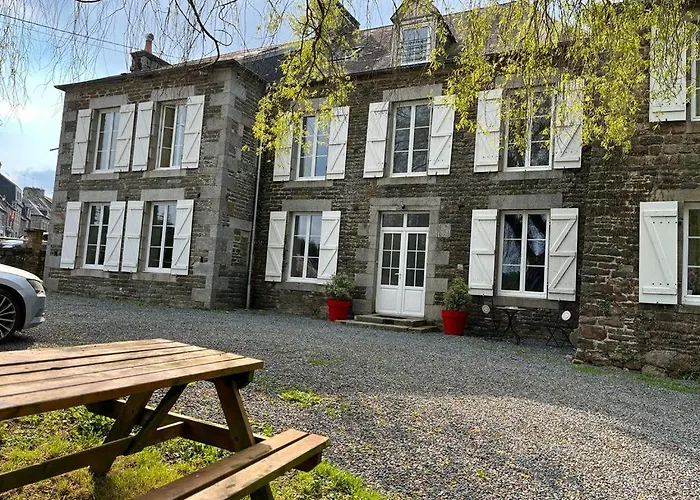 La Maison Des Amis En Normandie Aparthotel 3*