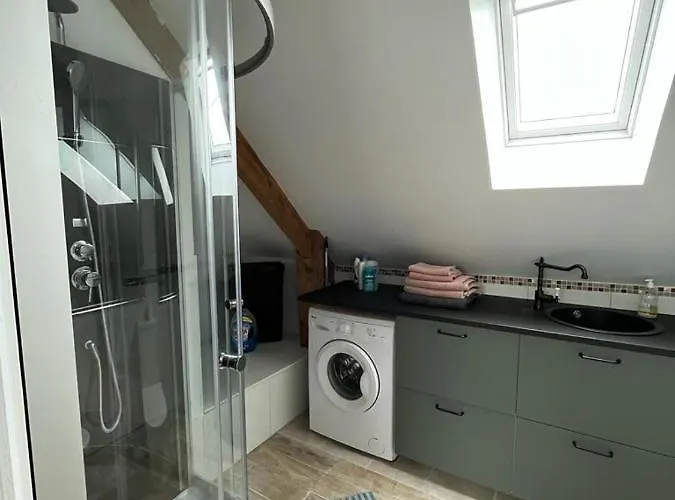 Aparthotel La Maison Des Amis En Normandie 3*